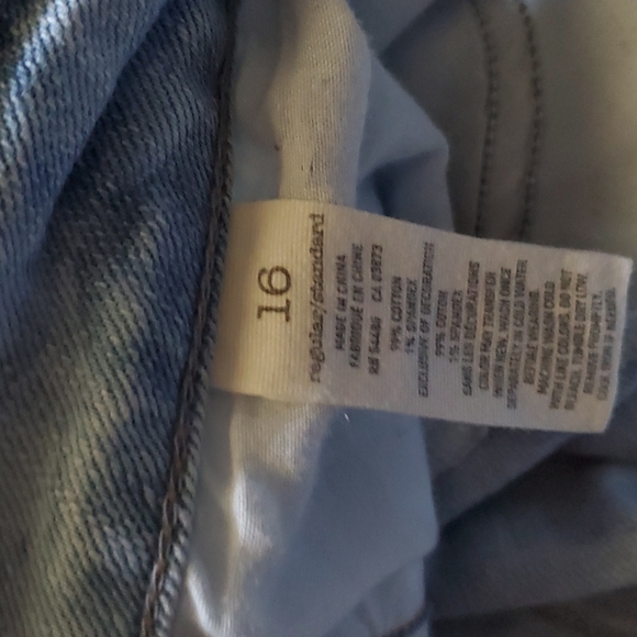 American Eagle  Distressed Jeans💥 - Picture 3 of 7